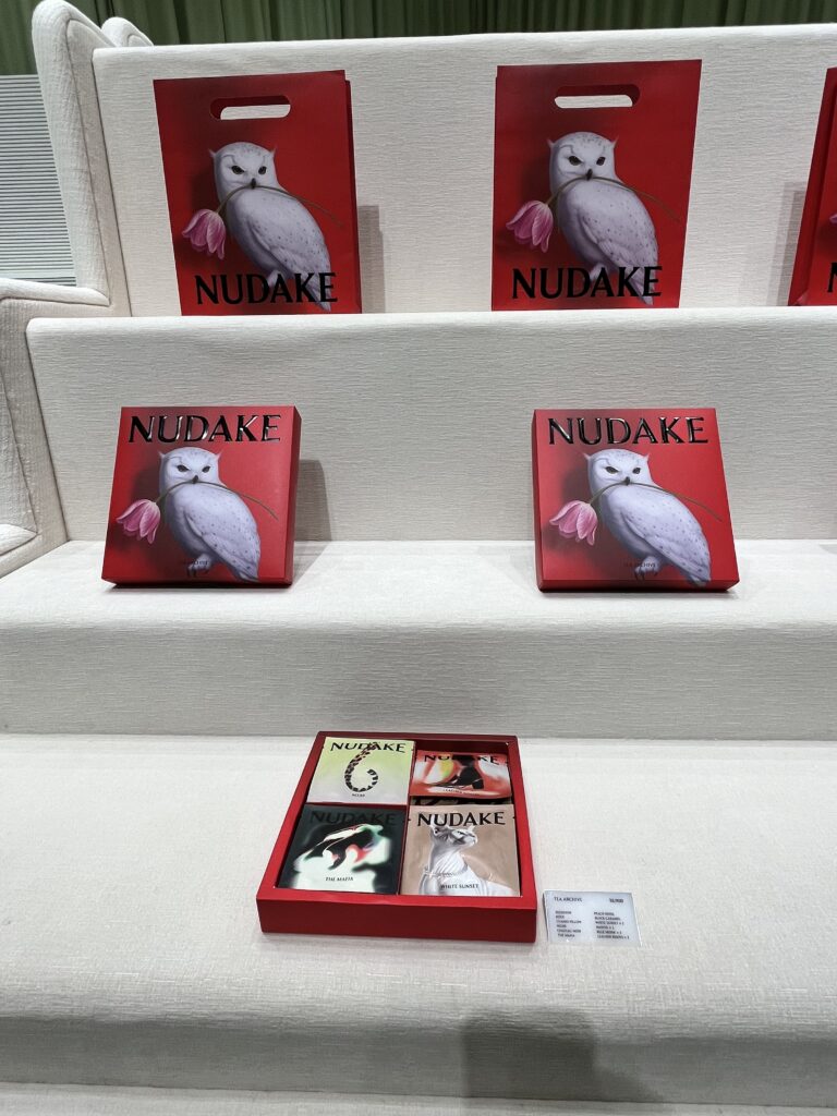 「HAUS NOWHERE SEOUL（ハウス ノーウェア ソウル）」5階NUDAKE（ヌデイク）のティーハウスふくろうのパッケージのティーパックセット