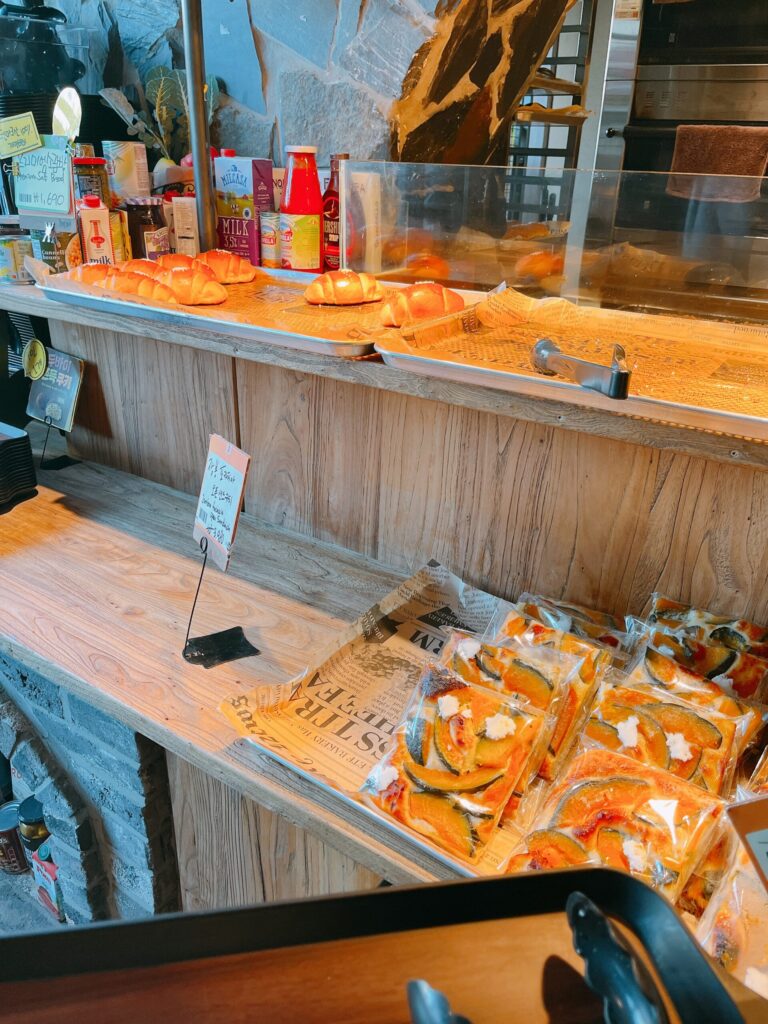 etf-bakery-anguk
塩パンの在庫も残りわずか