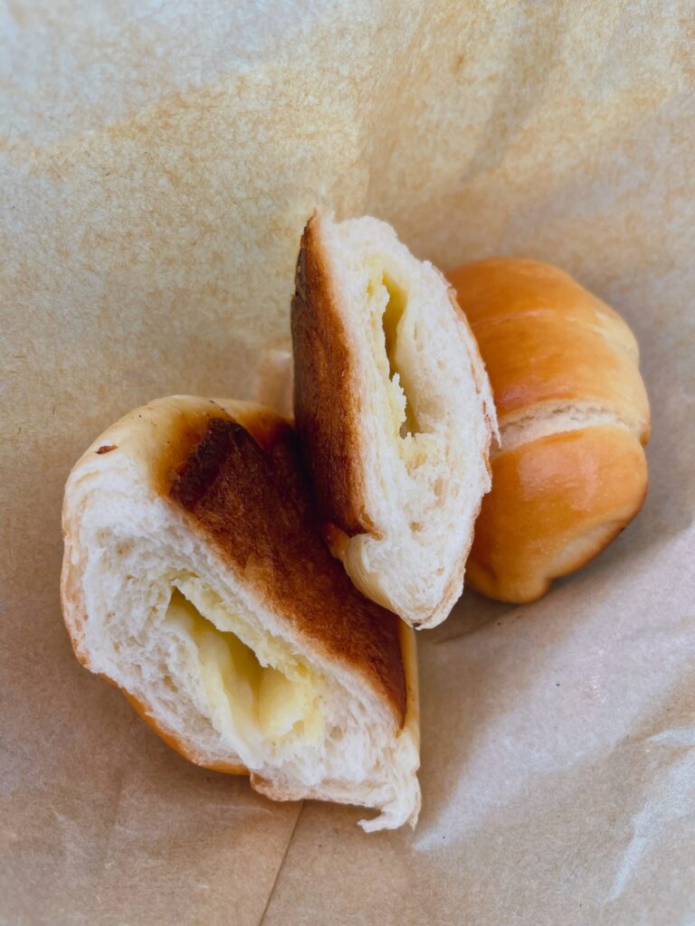 etf-bakery-anguk ETFソルトブレッド 1190won
半分に割ったところ