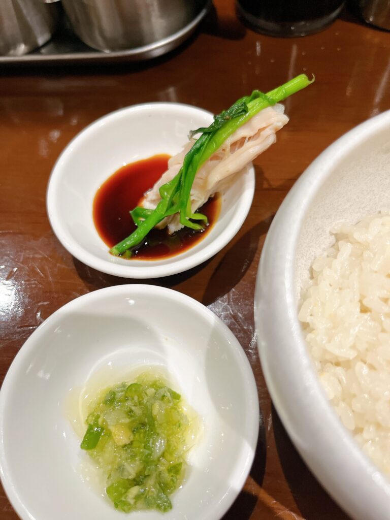 無垢屋 聖水店 タッカンマリをニラと特製醤油に絡めて