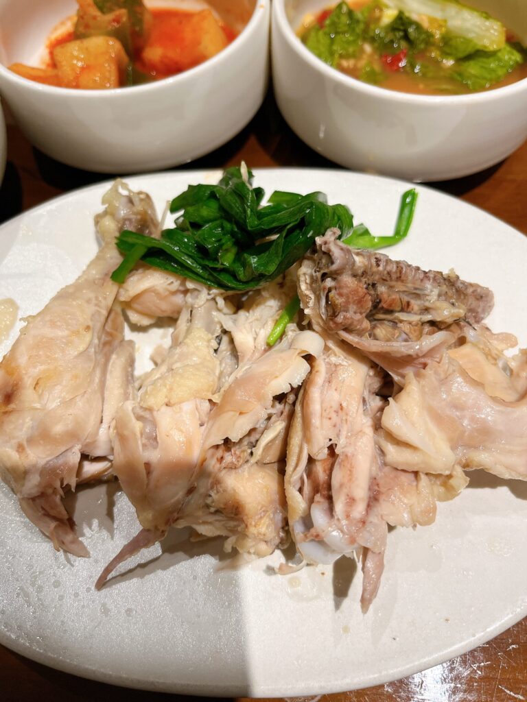 無垢屋 聖水店
タッカンマリの骨のところに苦戦