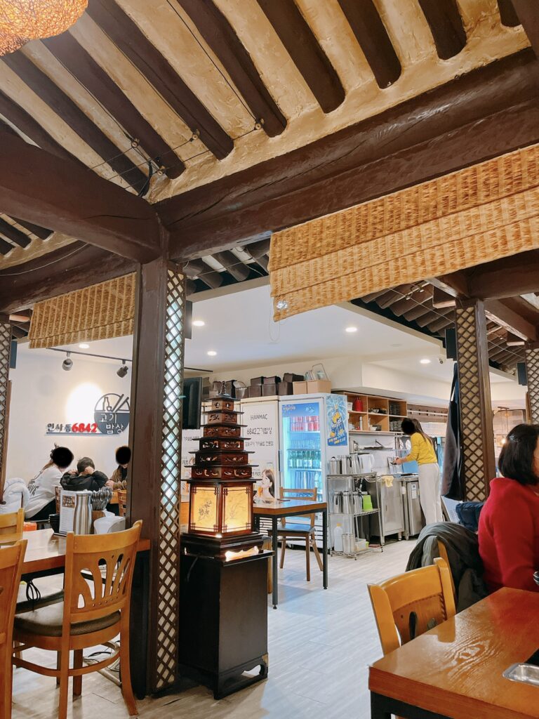 6842コギパプサン
おかわりもできますので、ご自身で取りに行くか
店員さんに声をかけてみてくださいね