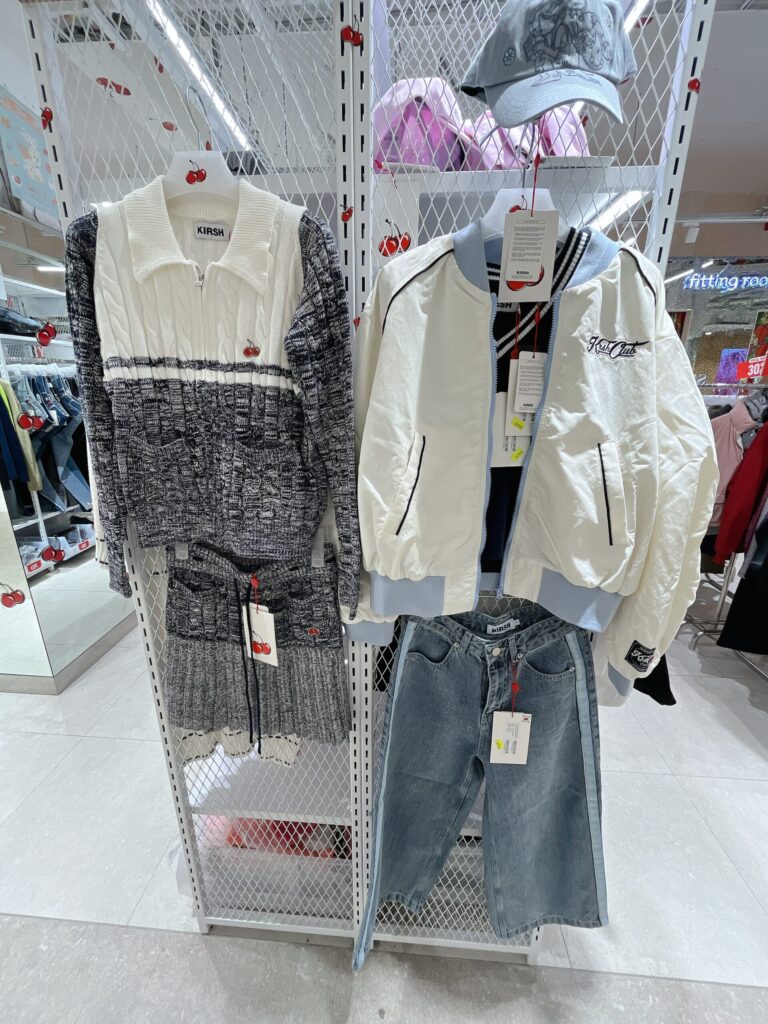 KIRSH(キルシー)広蔵市場
さくらんぼロゴが可愛いトレンドアイテムを賢くゲット