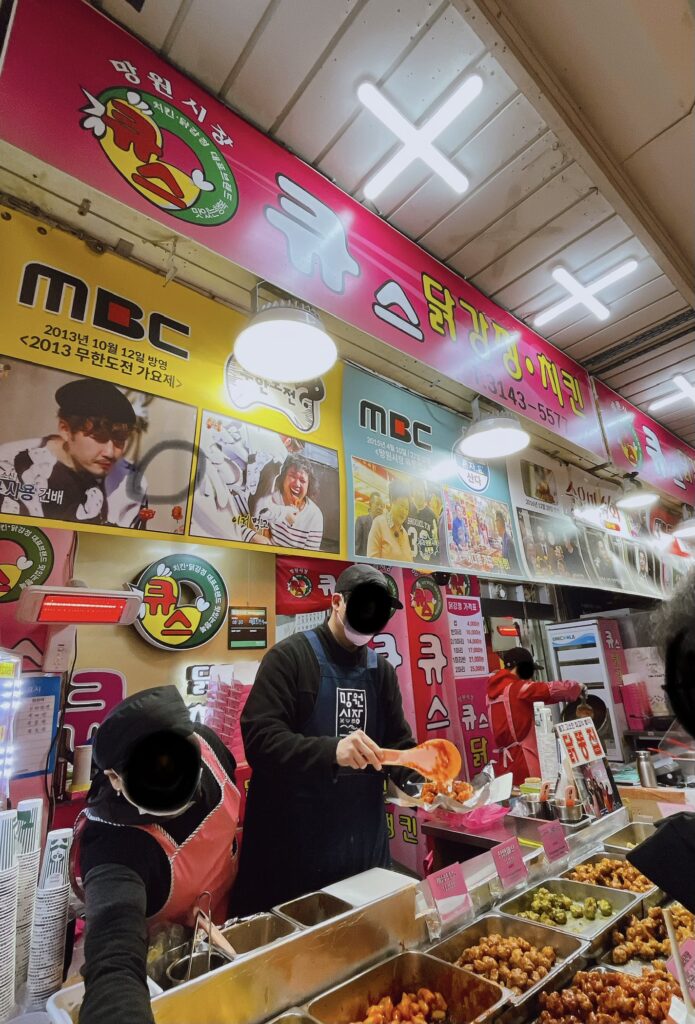 望遠市場 「Kyuseu chicken（キュス・タッカンジョン）」 多数のチキンが選べます