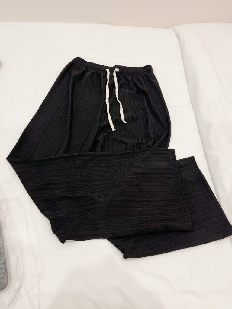 UNI SEOUL（ユニソウル）弘大店
シンプルで履きやすいパンツが5,900ウォン
