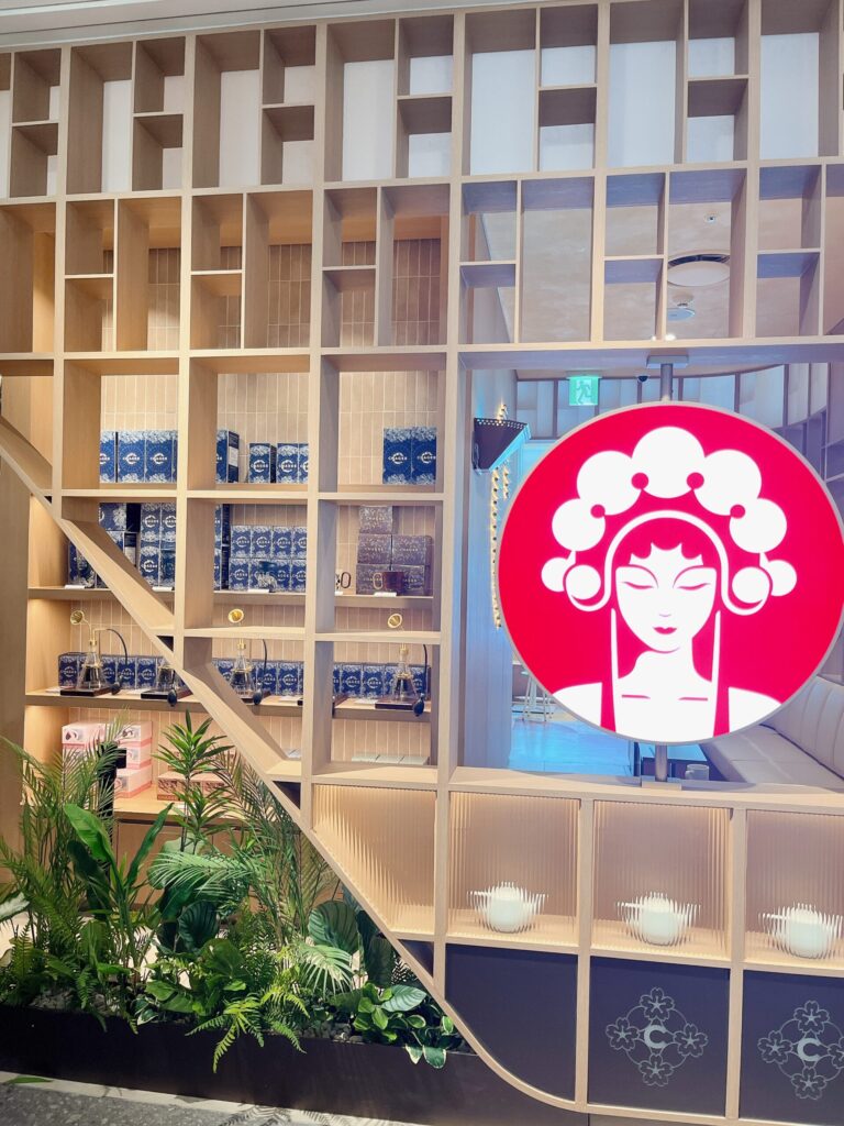 話題のCHAGEEへ行ってきました！
平日のアイパークモール店は狙い目かもしれません