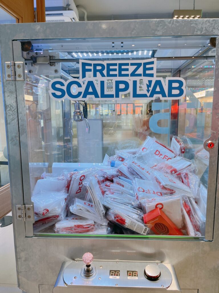 「オリーブヤング・ビューティーマンション聖水」2つ目はクレーンゲームです