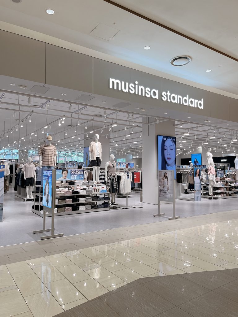 ロッテモール恩平「musinsa standard」も新しくオープンしていました
