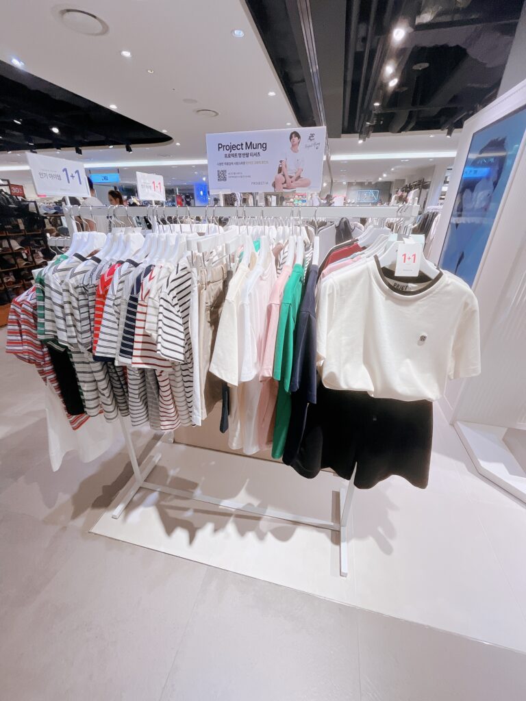 現代シティアウトレット東大門店PROJECT M高見えするシンプルカジュアル