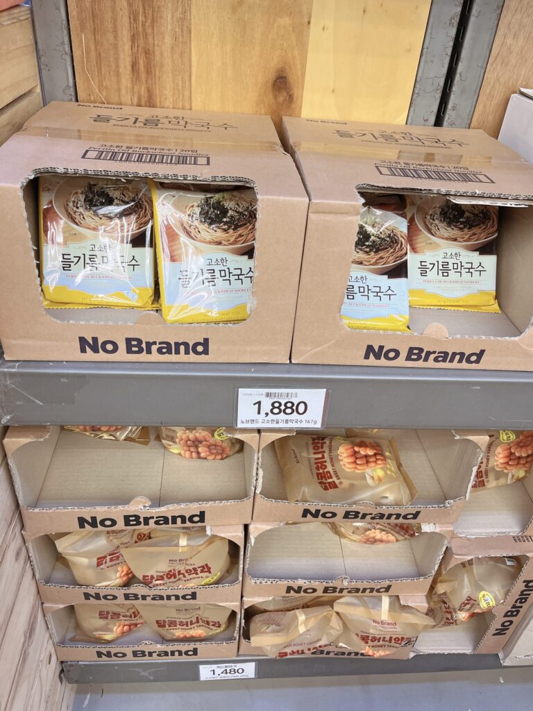 韓国 No brandおすすめ商品「들기름막국수（ドゥルギルムマッククス）」です