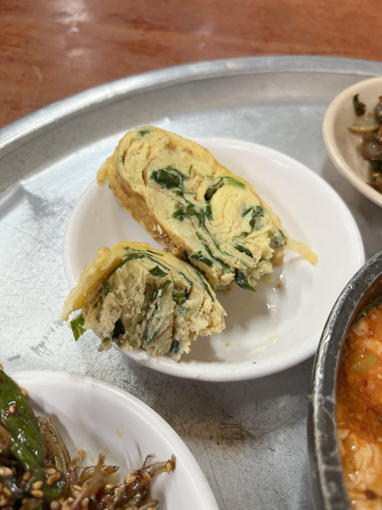 広蔵市場スンウネ食堂 ｜「ケランマリ（韓国風卵焼き）」が朝ごはんに嬉しいです