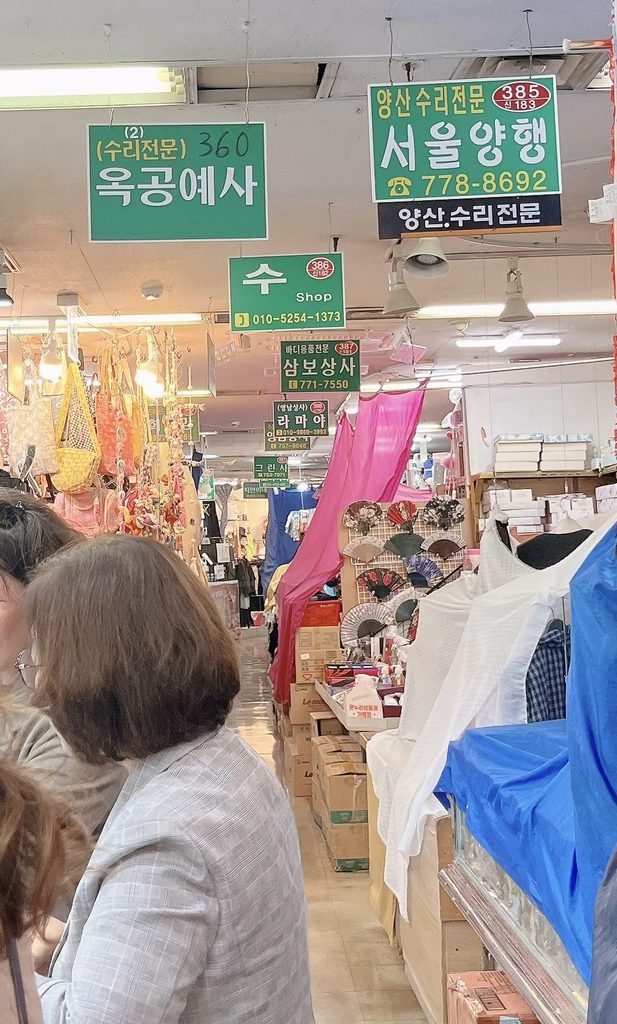 南大門市場玉の指輪ショッピング｜옥공예사（360号）の看板です